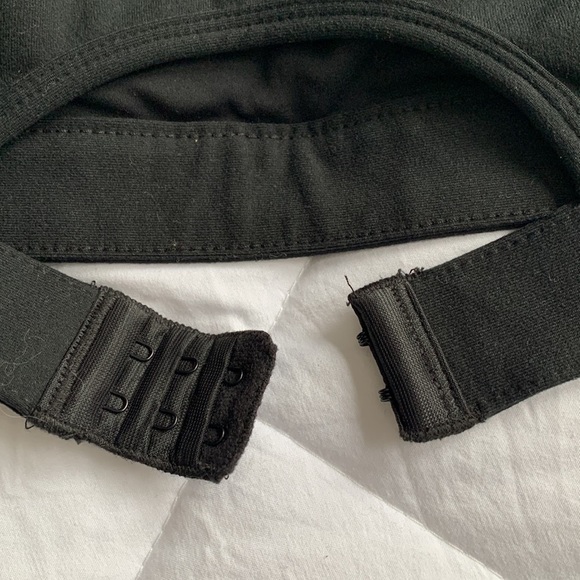 FABLETICS Sylvia Racerback Sports Bra Size Medium - Picture 6 of 8